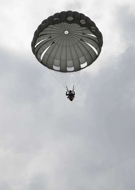 British Army Paratrooper Parachutes To A Drop Zone Picryl Public