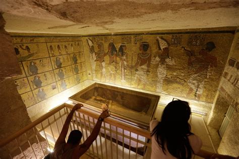 Secret Chamber In King Tut’s Tomb Might Contain Queen Nefertiti