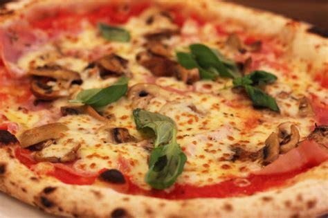 Check spelling or type a new query. Zola Berlin Kreuzberg - Neapolitan Pizza - Berlin Love