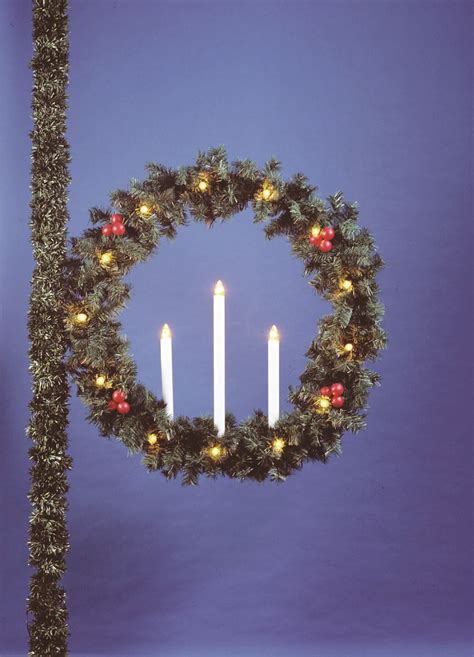 5 candle wreath holiday designs