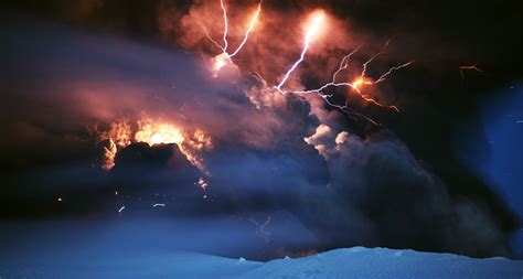 Eyjafjallajokull Eruption Lightning