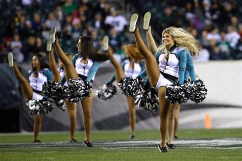 Philadelphia Eagles Cheerleaders Perform Before An Nfl Football Game Against The Chicago