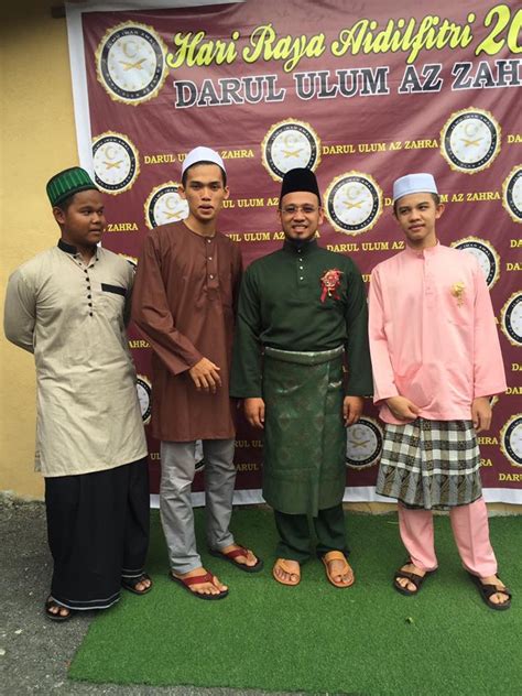 Majlis sambutan hari raya parlimen malaysia 2015 akan diadakan seperti ketetapan berikut : Majlis Sambutan Hari Raya Aidilfitri Darul Ulum Az Zahra ...