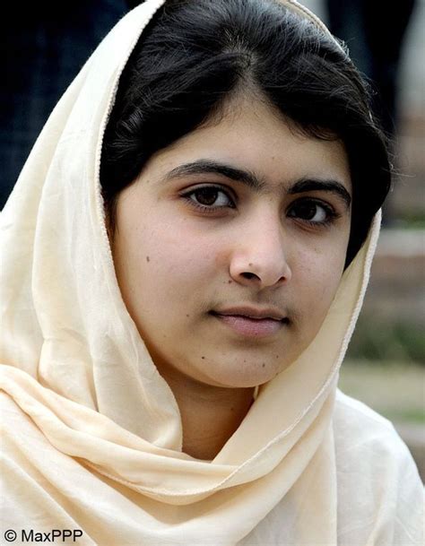 Youngest nobel peace prize winner malala yousafzai expressed that she is deeply worried for women and minorities in afghanistan after . Au nom de Malala, 14 ans, cible des talibans - Elle