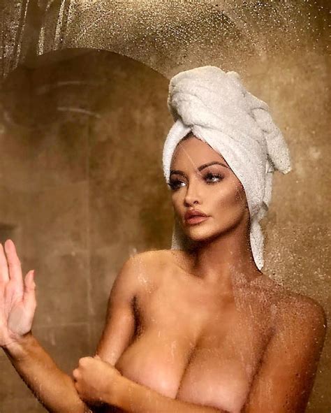 Lindsey Pelas Sexy 28 Photos S And Video Thefappening