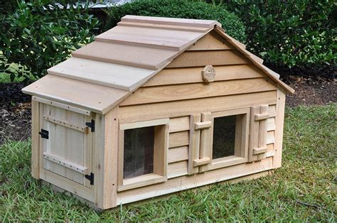 How important is it for your to stay close with your family? Catillac Cat House - Custom Dog & Cat Houses by Blythe ...