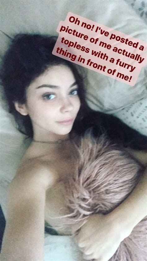 Sarah Hyland Topless 2 Pics  And Video Thefappening