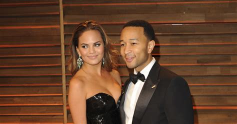 Chrissy Teigen And Her Husband John Legend Looked Incredible Couples Get Cozy At Vanity