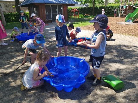 Wasserspiele Im Kindergarten Unsere Schule