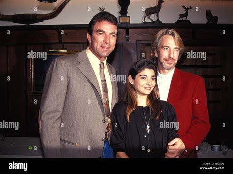 Tom Selleck Und Laura San Giacomo Fotos Und Bildmaterial In Hoher