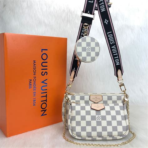 Louis vuitton multi pochette accessoreis rose strap discount price is 575 us dollar from luxonsales.com #lvmultipochette #louisvuittonmultipochette #lvaddicet #lvm44840 #lvmultipochette #louisvuittonmultipochette #lvforsale. Louis Vuitton Multi Pochette Accessoires - Her Wear Shop ...