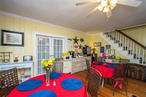 Homestead Bed And Breakfast At Rehoboth In Rehoboth Beach Best Rates