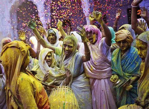 Happy Holi 2015 Pictures Facts For Indias Spring Festival Of Colors