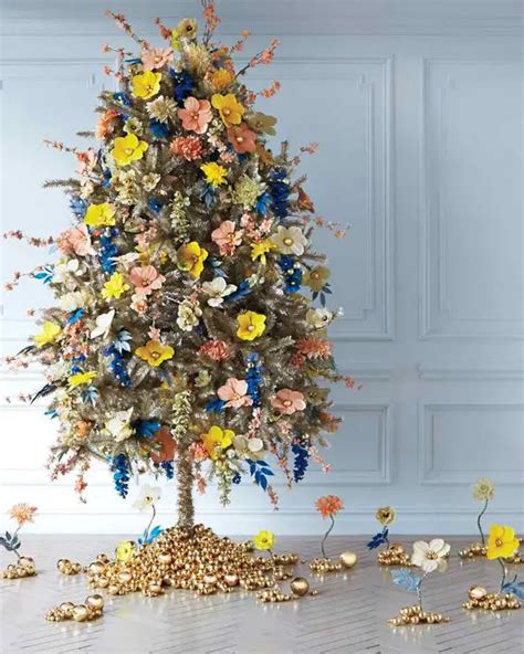 10 Unexpected Out Of The Box Christmas Tree Decor Ideas Using Items
