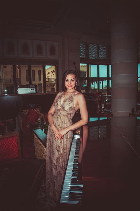 Hire Classical Pianist Dubai 5 Star Hotel Entertainment Book Female