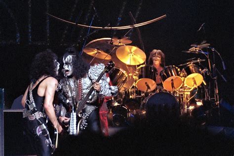Kiss Nyc July 24 25 1979 Dynasty Tour Kiss Photo 43368154 Fanpop