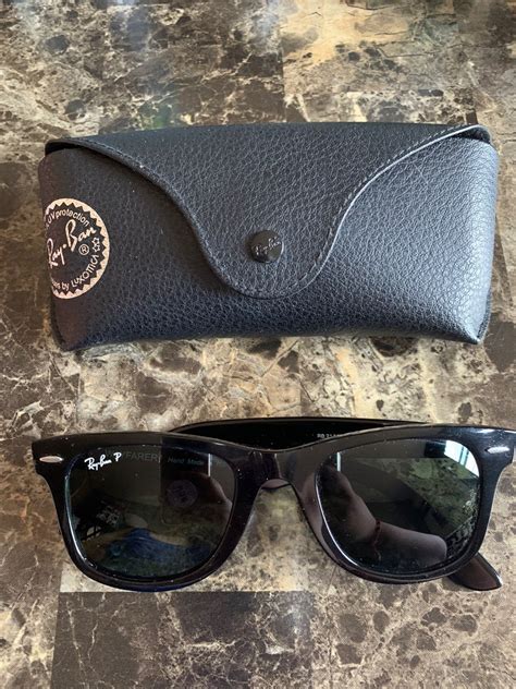 Ray Ban Lightly Worn Classic Wayfarer Sunglasses Tortoiseshell Durable Frame With Black Lenses