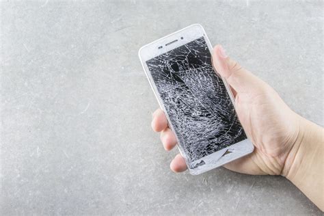 What To Do If Youve Just Broken Your Phone Screen