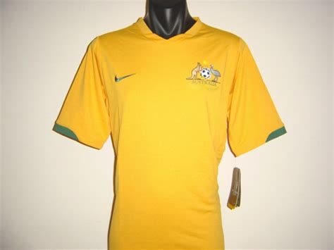 35 resultaten voor socceroos jersey. AUSTRALIA SOCCEROOS FIFA WORLD CUP 2006 GERMANY HOME NIKE ...