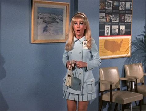 Barbara Eden Short Skirt / Mini Skirt Monday #194: I Dream of Jeannie