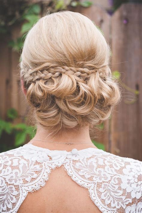 Go the distance for a classically long look, or opt for a chic updo. 10 Wedding Hairstyles for Long Hair You'll Def Want to ...