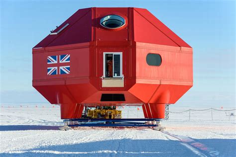 British Science Base In The Antarctic Is Moved 14 Miles In Stunning