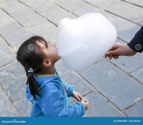 Eat The Chinese Female Of Cotton Candy Stock Image Image Of Smile
