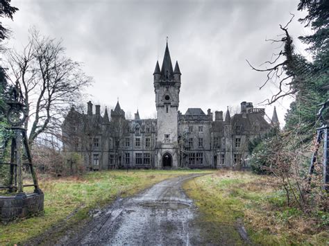 The Worlds Top 9 Must See Abandoned Attractions Tripstodiscover