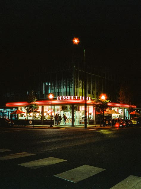 Ricks Dessert Diner Been Taking Late Night Film Photos Of Iconic