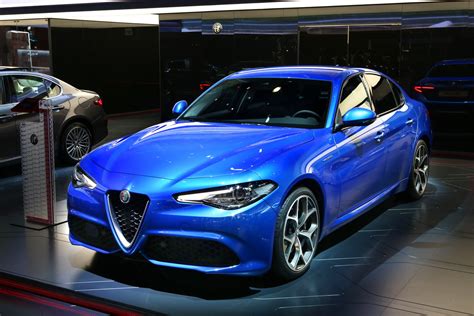 Alfa Romeo Giulia Veloce revealed at Paris Motor Show - Throttle Blips