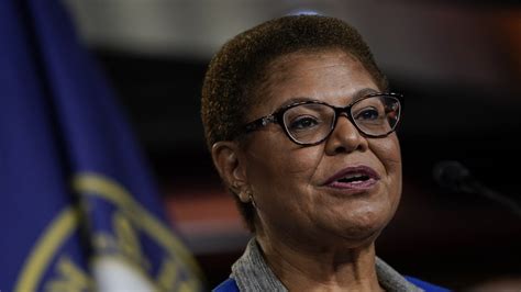 Rep Karen Bass Of California A Look At Her Political Career