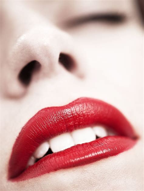 Red Lipstick Female Portrait By Dmytro Tolokonov Via 500px Female Portrait Red Lipsticks