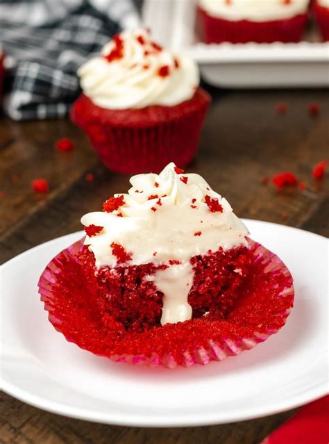 See more ideas about cupcake cakes, cupcake recipes, cream filled cupcakes. Red Velvet Cupcakes (Cream Filled) | Recipe | Cupcake ...