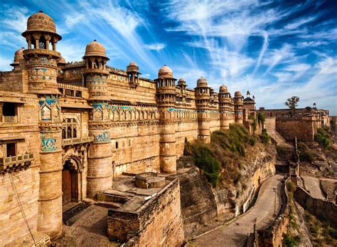 Visit The Top Tourist Attractions In Madhya Pradesh That Adorn The