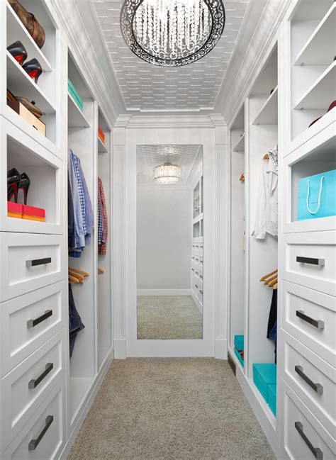 A beautiful chandelier, for example, can work wonders for turning a dark closet into a bright and inviting dressing area. Ideas of Functional and Practical Walk In Closet for Home ...