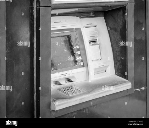 Old Atm Black And White Stock Photos And Images Alamy