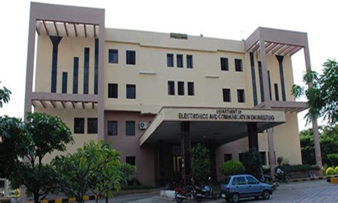 Jawaharlal Nehru Technological University Hyderabad Courses Fees