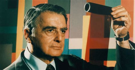 Remembering Edwin Land The Man Who Re Imagined Photography Techcentral