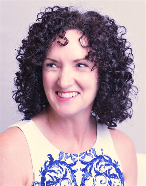 Whether you have natural curls or want an easy with proper hair care, styling cute hairstyles for short curly hair can be easy and straightforward. Cute Curly Hairstyles for Women Over 50