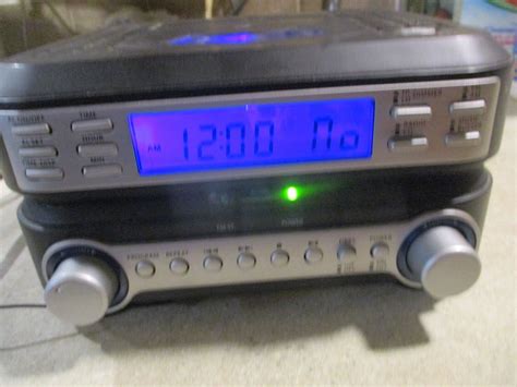 Gpx Hc221b Compact Cd Player Stereo Home Music System With Am Fm Tuner