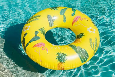 8 Adorable Pool Floats To Spice Up Your Swim Cowgirl Magazine
