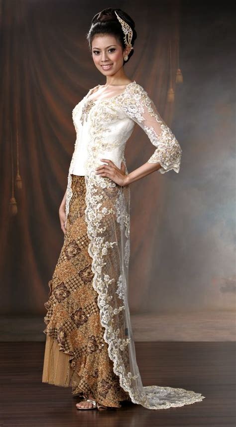 pin by indounik on inspiring indonesia batik fashion dresses kebaya