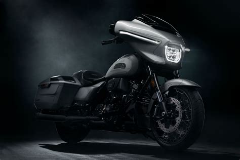 Harley Davidson CVO Street Glide And Road Glide Finally Have A