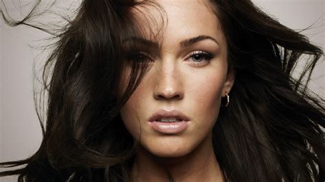 1366x768 Megan Fox Face Emotions 1366x768 Resolution Wallpaper Hd