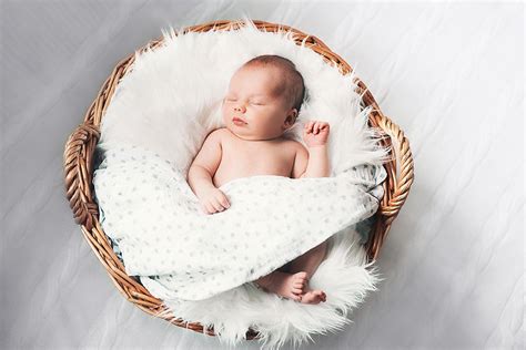 8 Tips Diy Untuk Foto Newborn Di Rumah Kanyaid