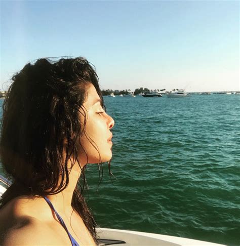 Priyanka Chopra Chills On The Beach For Her Weekend Getaway Oye Times