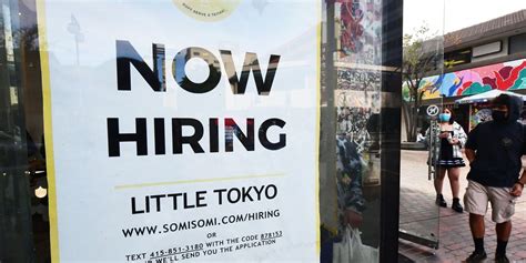 Us Jobless Claims Fall For Second Straight Week Wsj