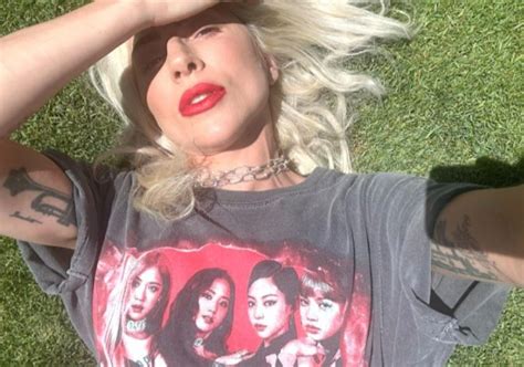 Lady Gaga Wore A Blackpink T Shirt Proving A Continued Friendship