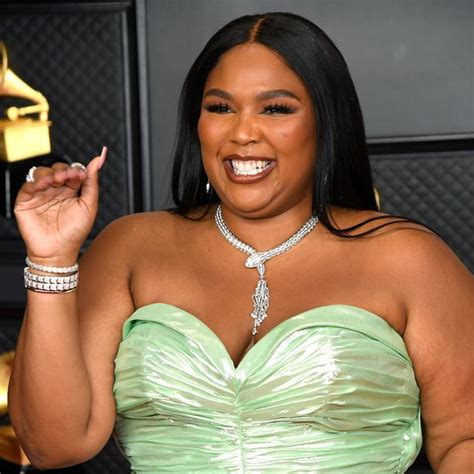Lizzo Posted A Naked Selfie And Said How Shed Normally Edit It