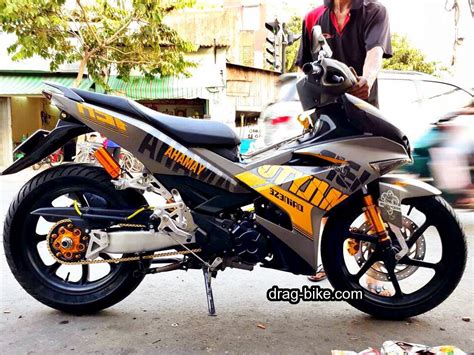 Harapan kami dengan kalian mengeshare artikel gaya modifikasi, variasi motor, gambar motor, foto motor ini dapat menambah rujukan baru dalam memodifikasi otomotif. 40 Foto Gambar Modifikasi JUPITER MX King Jari Jari Ceper ...